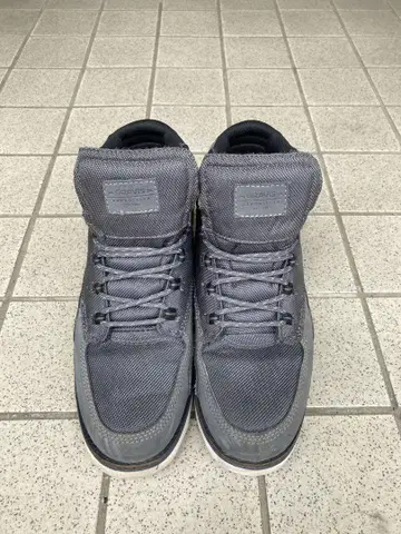 GRAVIS 그레이 하이컷 아웃도어 신발