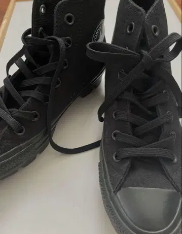 새상품급 Converse All Star 통굽 블랙 하이컷