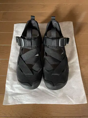 KEEN '후드 젤라 샌들'