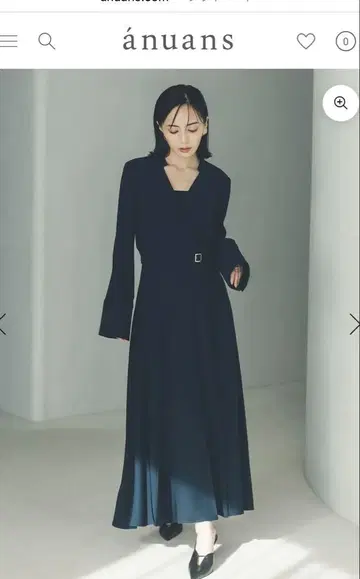 아뉴앙스 더블 새틴 노카라 턱 원피스
