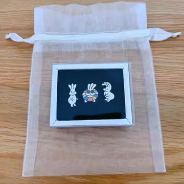바무와 케로 오지기짱 핀 배지