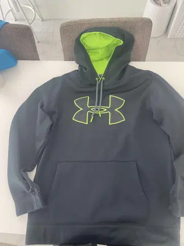 Under Armour XL 그레이/라임 후드티