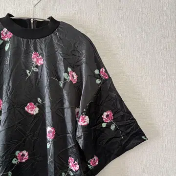yuw 와셔 플라워 새틴 T 원피스