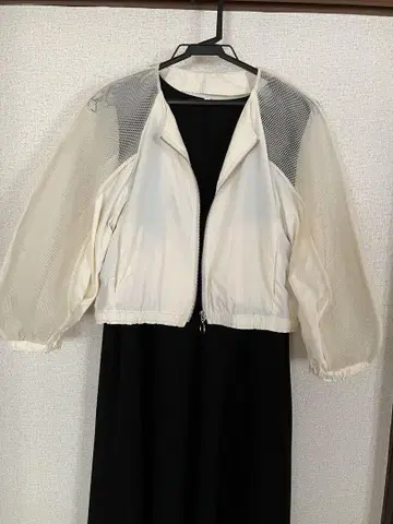 OF STYLE 아이보리 이소재 조합 크롭 블루종