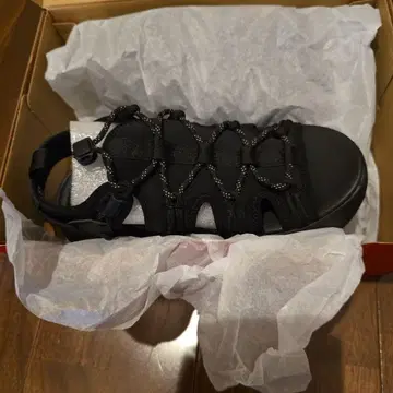 PUMA 샌들