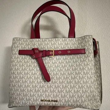 MICHEAL KORS 백