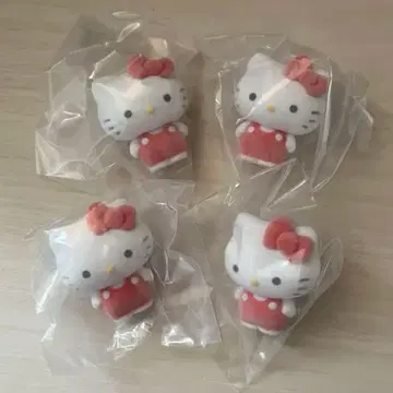 산리오 푹신푹신 플로키돌 헬로키티 피규어 4개 세트