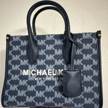 MICHAEL KORS 네이비 핸드백