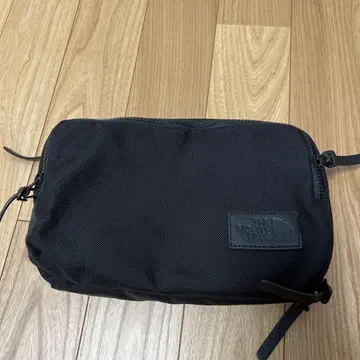 THE NORTH FACE 바디백 블랙