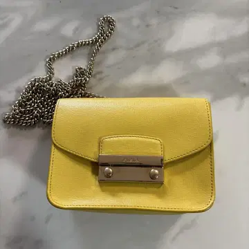 Furla (훌라) 메트로폴리스 미니 크로스바디