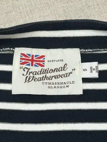 Traditional Weatherwear 보더 티셔츠