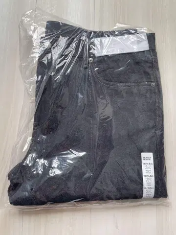 UNIQLO 레귤러 핏 스트레이트 데님 38/96.5cm