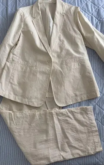 아이보리 수트 셋업