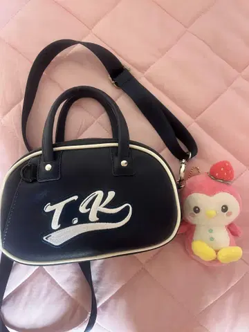 T.K 카와니시 타쿠미 보스턴 백 jochum 마스코트 키링 세트