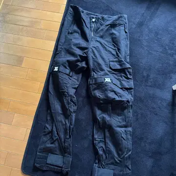 XLARGE 블랙 카고 팬츠 32