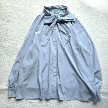 UNTITLED [키 블라우스] 클래식 보타이 블라우스 블루