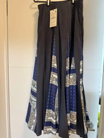 ZARA 에스닉 패턴 플레어 롱 스커트 네이비