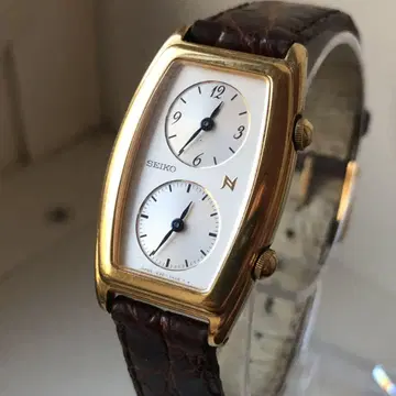 SEIKO 노이에 듀얼 타임 골드 더블 페이스 배터리 새상품 손목시계