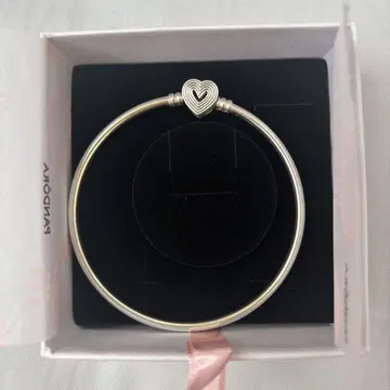 Pandora 하트 모양 참 실버 뱅글