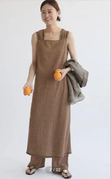 JOURNALSTANDARDrelume 스트레치 크레이프 스퀘어넥 원피스