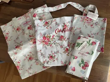 Cath Kidston 플라워 프린트 토트백과 냅킨 세트 총 4점