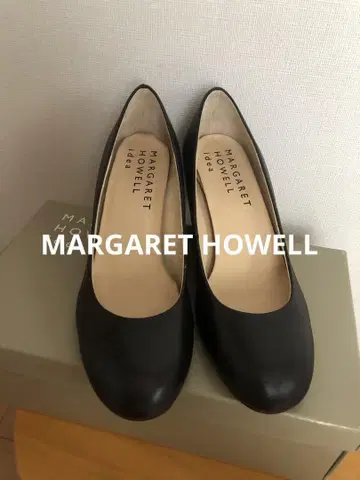 MARGARET HOWELL 블랙 하이힐