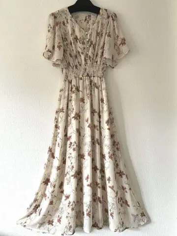 [새상품급] natural couture 플레어 슬리브 고급 원피스 F