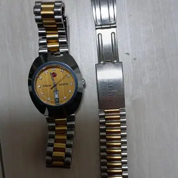 RADO 골드/실버 시계 DIASTAR