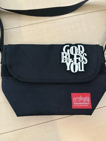 GOD BLESS YOU x ManhattanPortage 숄더백