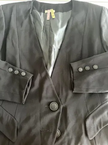 노카라 블랙 자켓 클리닝 완료 M 사이즈