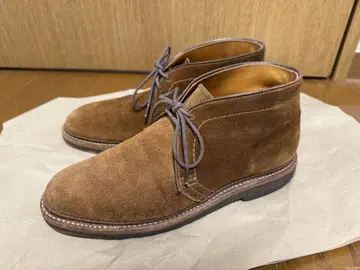 ALDEN 알든 스웨이드 처카 부츠
