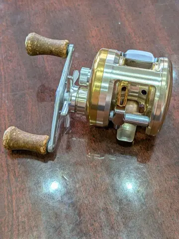 Daiwa Millionaire 밀리오네어 CV-Z 205 베이트 릴