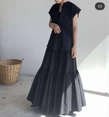 클라네 볼륨 티어드 맥시 스커트