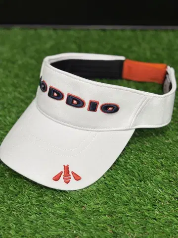 레어템 RODDIO 롯디오 선바이저 화이트 새상품