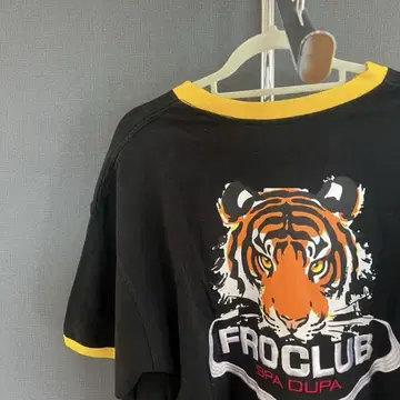 FROCLUB 호랑이 프린트 T셔츠 블랙/노랑 (프릭스스토어)