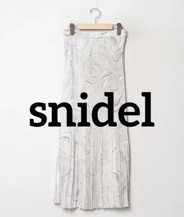 snidel 스나이델 플리츠 롱 스커트