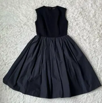 DRESSTERIA 드레스테리아 슬리브리스 원피스