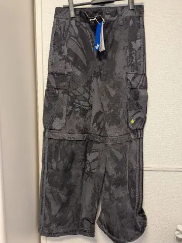 Adidas 지퍼 오프 카고 팬츠 (블랙) KD2253