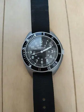 BENRUS 블랙 MB 씨 소개
