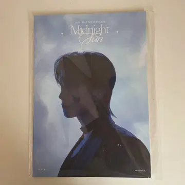 LEE JUNHO [ MIDNIGHT SUN ] PHOTOBOOK