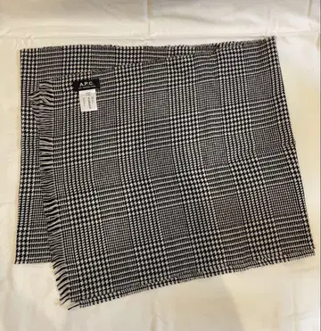 A.P.C. 체크 무늬 머플러 블랙/화이트