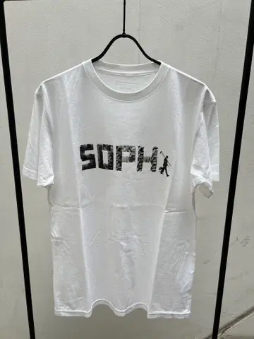 SOPH. 티셔츠