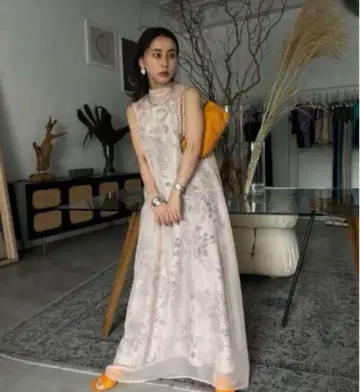 AMERI 2WAY FLOWER LAYERED SHEER DRESS