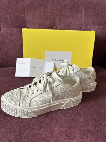 MARC JACOBS 가죽 스니커즈 24cm