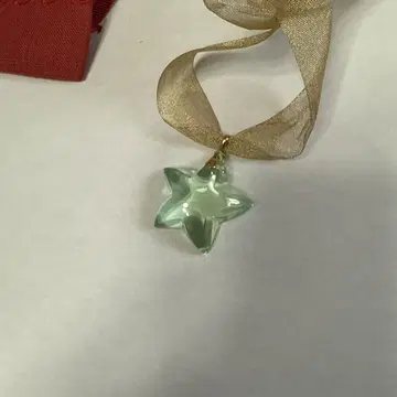 Baccarat 별 모양 크리스탈 펜던트 탑
