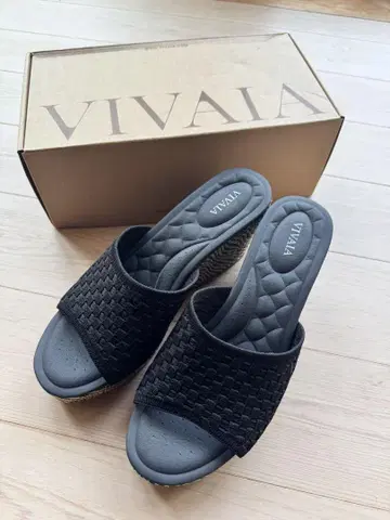 VIVAIA 블랙 라운드토 웨지 샌들 뮬 37.5 24.0