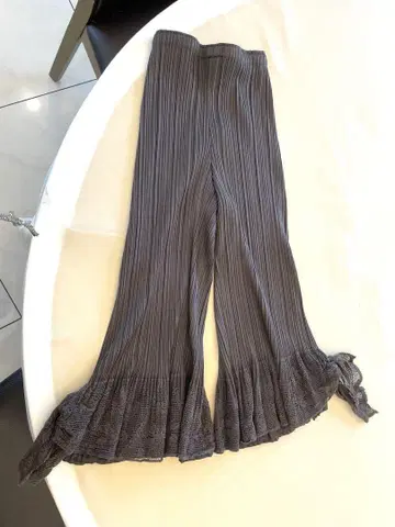 플리츠플리츠 팬츠
