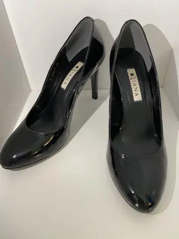 컨디션 최상 DIANA 블랙 하이힐 펌프스 23cm