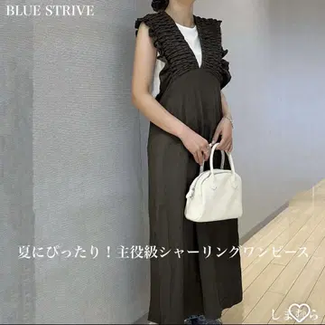 BLUE STRIVE 프릴 슬리브리스 셔링 원피스 블랙