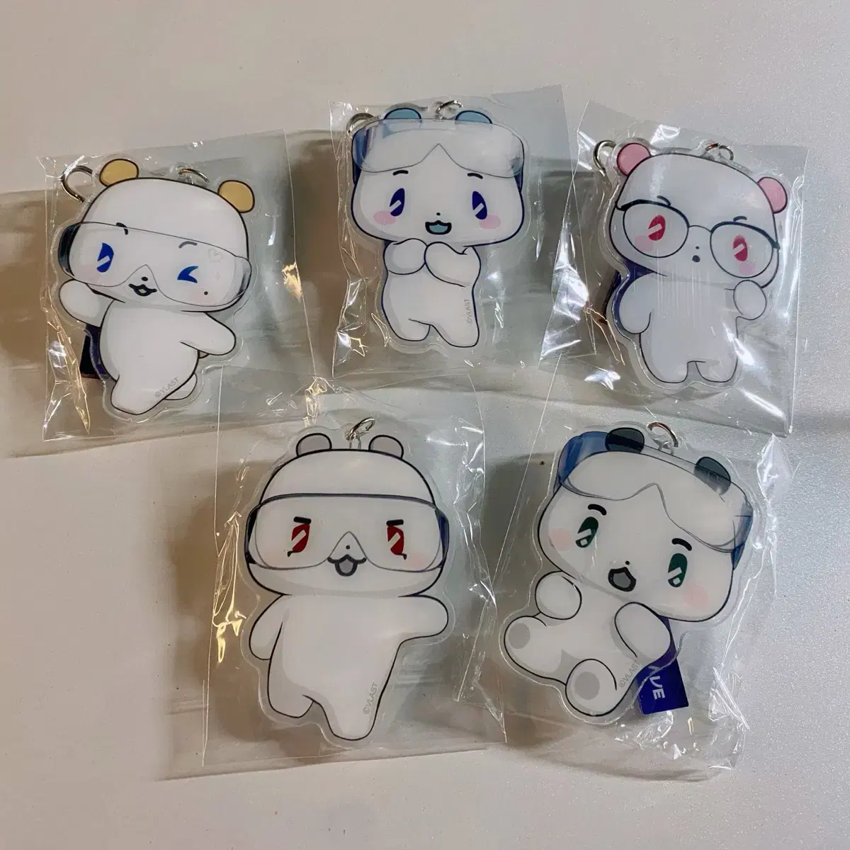 PLAVE MEDIHEAL メデイヒール　鏡　キーリング　5点　セット　1 ラスト」PLAVE MEDIHEAL メデイヒール 鏡 キーリング 5点セット